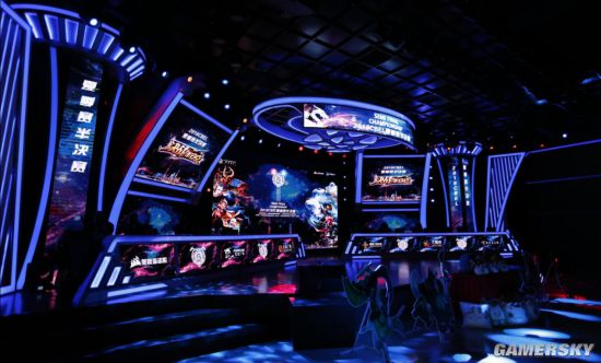 西班牙队带 西班牙队带