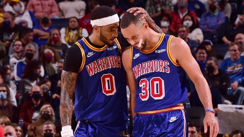 比赛结束时 比赛结束时